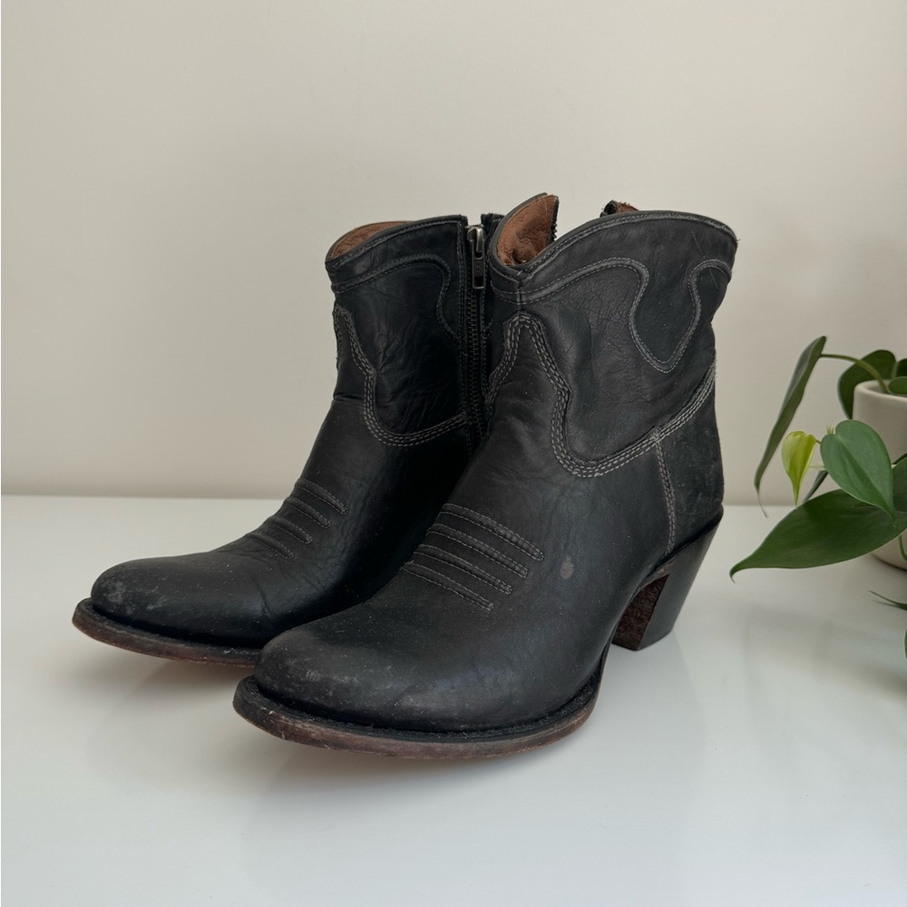 Lucchese Black Leather Ankle Boots with Brown Accents